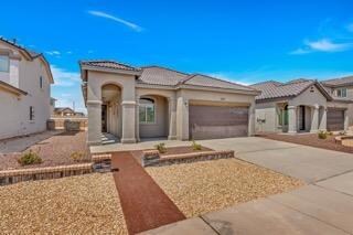 13546 Harbottle St, El Paso, TX 79928 - photo 2