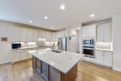 417 Filipp Ln, Lake Saint Louis, MO 63367 - photo 4