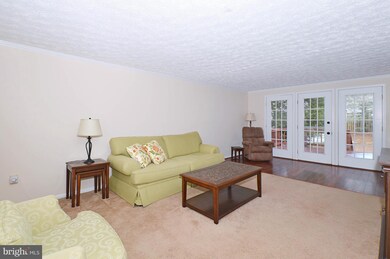 9123 Satyr Hill Rd, Parkville, MD 21234 - photo 4