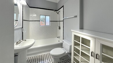 1827 Colquitt St, Houston, TX 77098 - photo 6