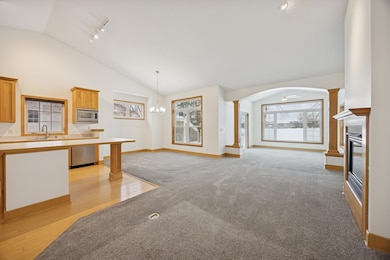 519 Holly Ln N, Saint Paul, MN 55128 - photo 5