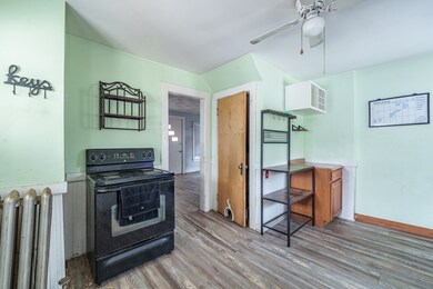 245 Arthur St, Springfield, MA 01104 - photo 4