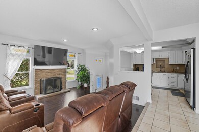 2839 Henslow Ave N, Saint Paul, MN 55128 - photo 4