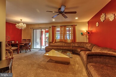 12007 Dove Cir, Laurel, MD 20708 - photo 5