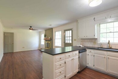 1716 Dawson Rd, Albany, GA 31707 - photo 6