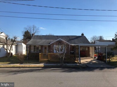 117 W 4th Ave, Ranson, WV 25438 - photo 2