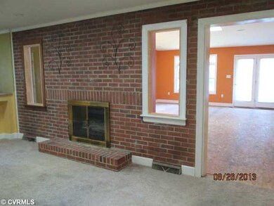 Den/Family/Great Room - Family Room