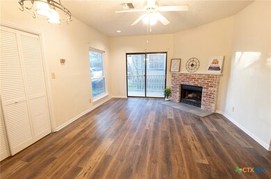 430 Lindsey St unit A1, San Marcos, TX 78666 - photo 4