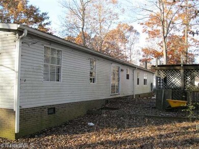 3843 Teague Farm Rd, Seagrove, NC 27341 - photo 5