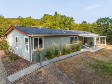 896SaratogaWay-043