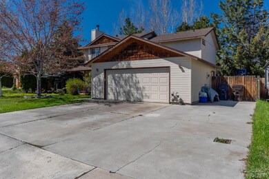 2023 NW Ivy Place, Redmond, OR 97756 - photo 4