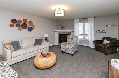 1207 NW Rolling Rock Rd, Ankeny, IA 50023 - photo 4