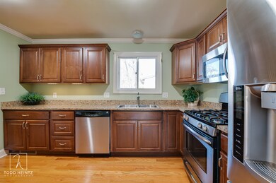 965 Camelot Dr unit 3, Crystal Lake, IL 60014 - photo 3