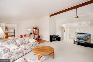 11825 Falls Rd, Potomac, MD 20854 - photo 7