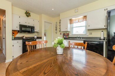 8302 Olive Hill Ct, Louisville, KY 40228 - photo 6