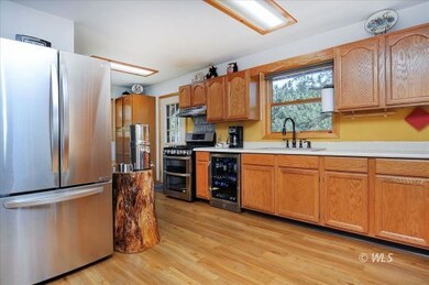 BEAUTIFUL KITCHEN