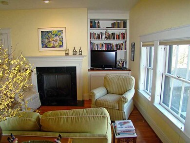 8 Annandale Rd unit 4, Newport, RI 02840 - photo 5