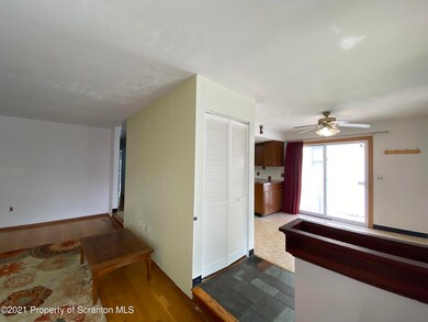 833 Maple St, Scranton, PA 18505 - photo 7