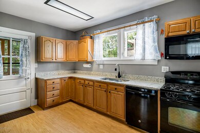 2436 Boulevard Napolean-1015