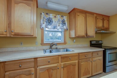 3 Strongwater Rd, Methuen, MA 01844 - photo 7