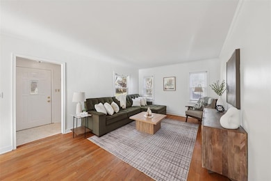 3301 52nd St, Des Moines, IA 50310 - photo 3