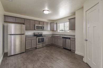 21155 Gosling Rd unit 13C, Spring, TX 77388 - photo 4