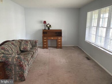 1510 Briarwood Dr, Williamstown, NJ 08094 - photo 4