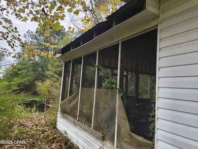 2611 Holmes Creek Rd, Vernon, FL 32462 - photo 4