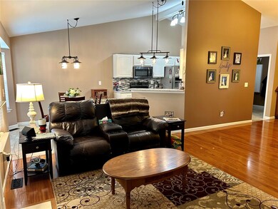 21 Piepers Glen Ct unit 22B, O Fallon, MO 63366 - photo 5