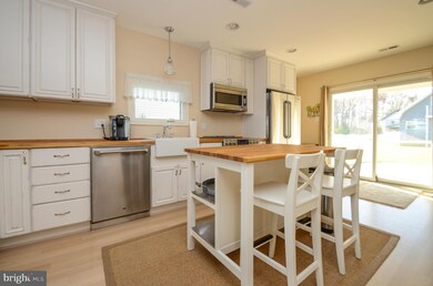 3813 Middle River Ave, Middle River, MD 21220 - photo 3