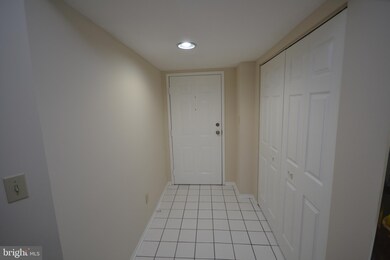 2901 Fallstaff Rd unit 503, Baltimore, MD 21209 - photo 4