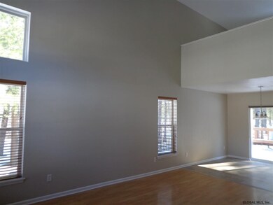 17 Woodthrush Ct, Ballston Spa, NY 12020 - photo 4