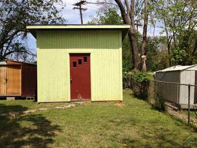 2422 Plume Dr, Tyler, TX 75703 - photo 4