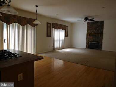 12111 Tamar Ct, Bristow, VA 20136 - photo 5
