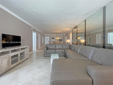 Galt Towers Condominium unit 3T, Fort Lauderdale, FL 33308 - photo 5