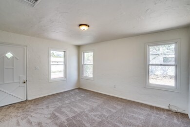 East Sequoyah Street_12