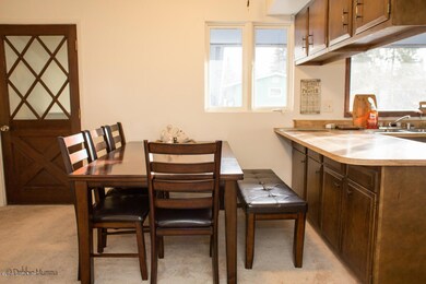 Dining Table Seats 6