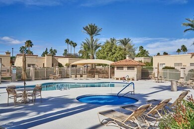 Emerald Scottsdale Community-Spa-Pool (2