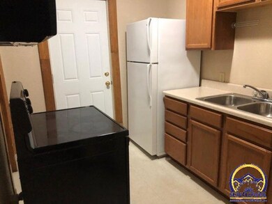 615 SW High Ave, Topeka, KS 66606 - photo 3
