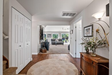 3715 Livingston Rd, Central Point, OR 97502 - photo 5