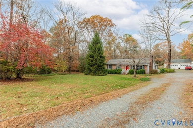 1976 Essex Mill Rd, Dunnsville, VA 22454 - photo 4