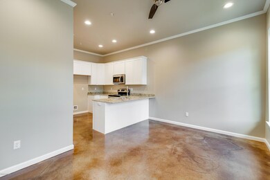 305 W. Second St 109-6