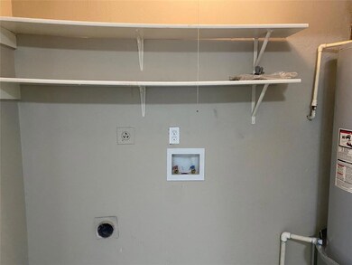 6304 Sandhurst Ln E, North Richland Hills, TX 76182 - photo 5