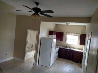 3000 Saint Peter St unit B, New Orleans, LA 70119 - photo 6