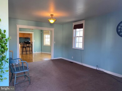 310 S Cedar Ave, Maple Shade, NJ 08052 - photo 4