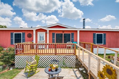 109 Bluff Heights Dr, Weatherford, TX 76085 - photo 4