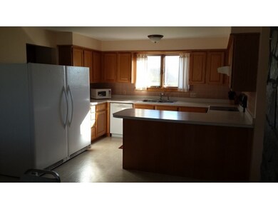 212 Allen St, Barre, VT 05641 - photo 3