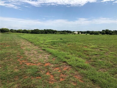 Looking the the east/southeast from the cul-de-sac
