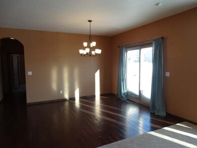 1443 Eagle Crest Loop, Bismarck, ND 58503 - photo 7