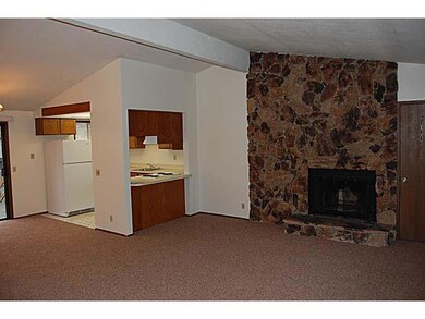 2910 Cheryl St, Eugene, OR 97408 - photo 3